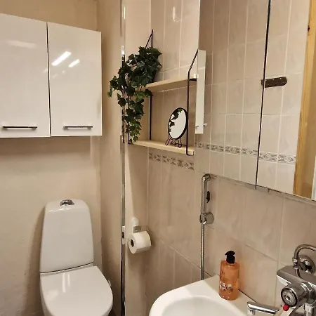 Warm&peaceful House דירה
