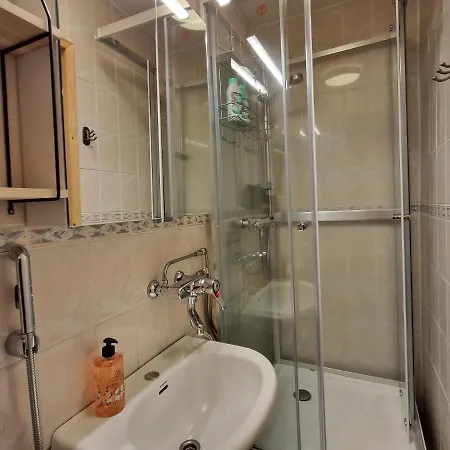 Warm&peaceful House רובניימי
